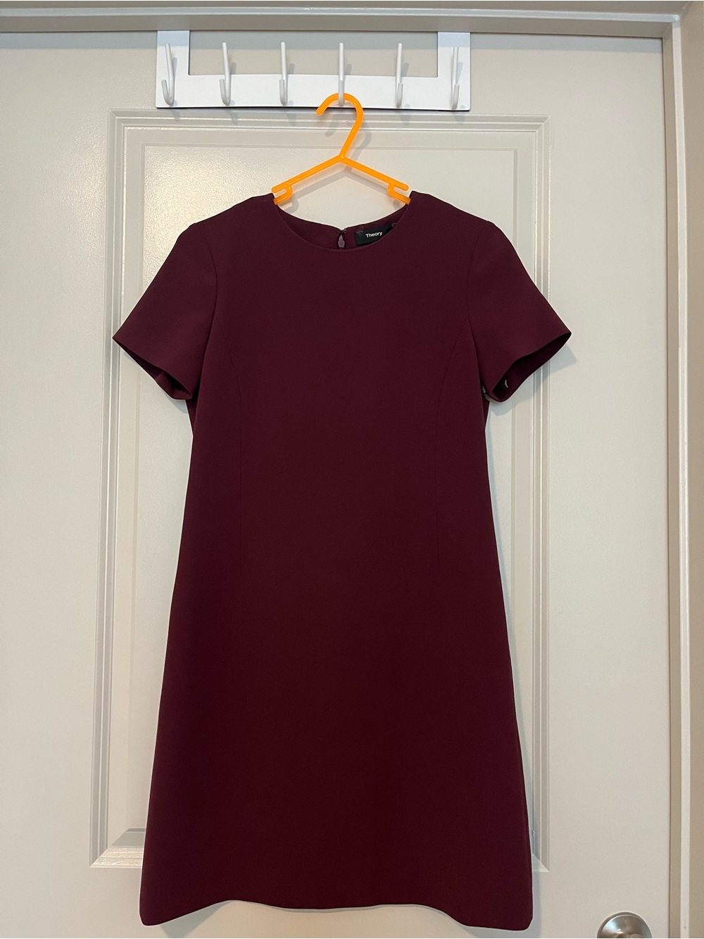 Theory Women's Jatinn Crepe Short Sleeve Shift Dress in Burgundy Size 0